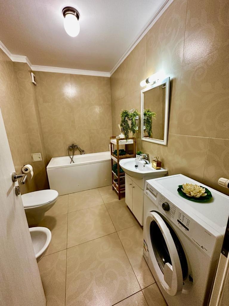 Plaza Apartament Nagyvárad Kültér fotó